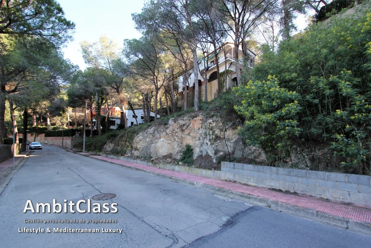 Residential plot in Cabrils, 769 m²