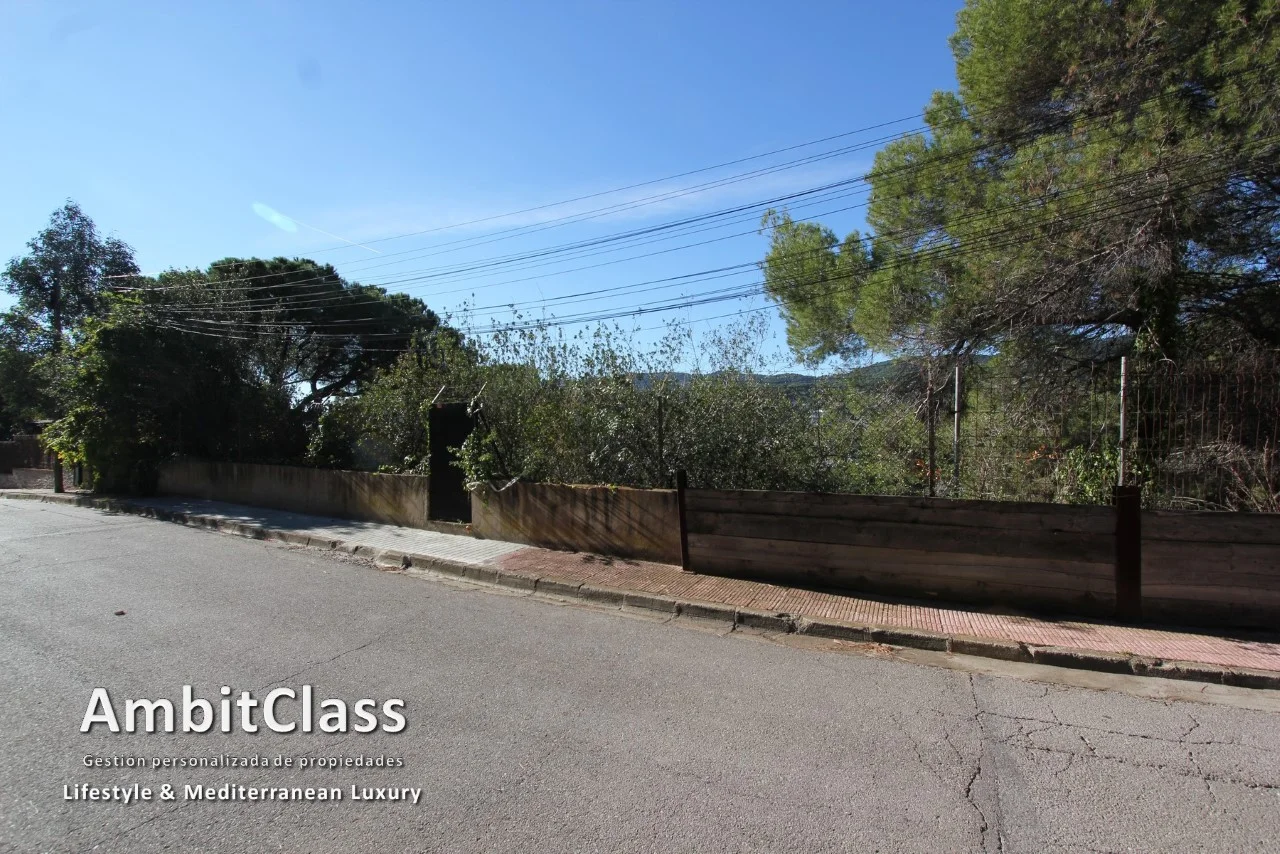 Residential plot in Cabrils, 625 m²