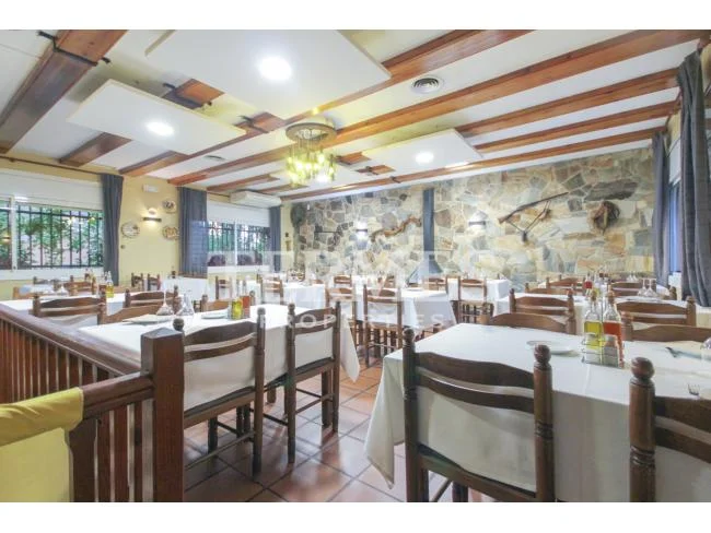 Established restaurant premises in Cabrils