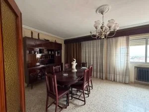 Piso céntrico en Cáceres, cuatro dormitorios