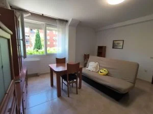 Apartamento nuevo de un dormitorio en Cáceres