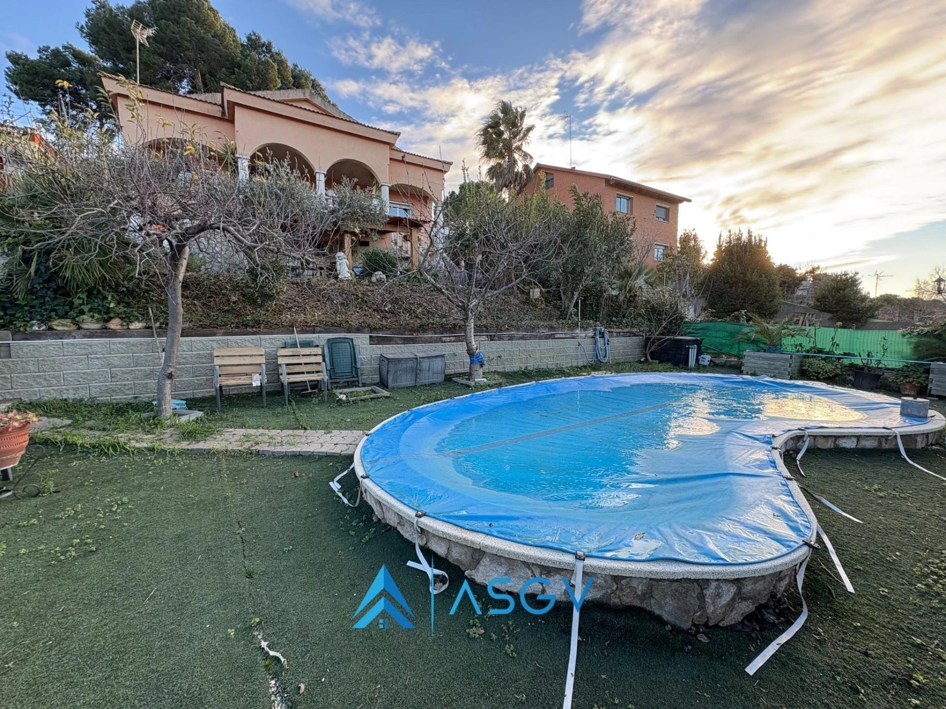 Chalet en Can Bonastre con piscina