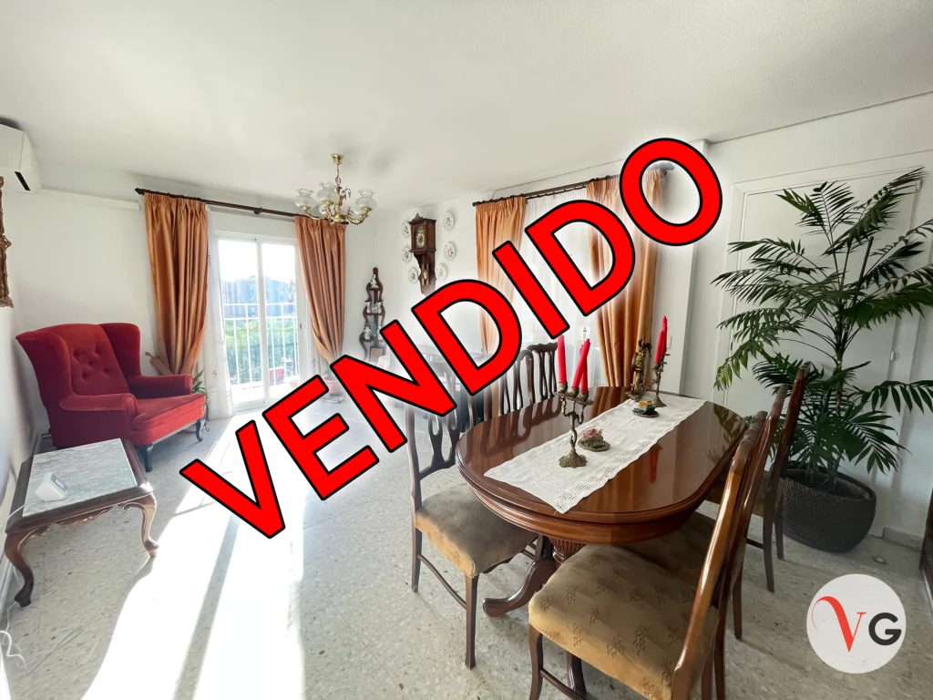 Four-bedroom Madrid flat with rental upside