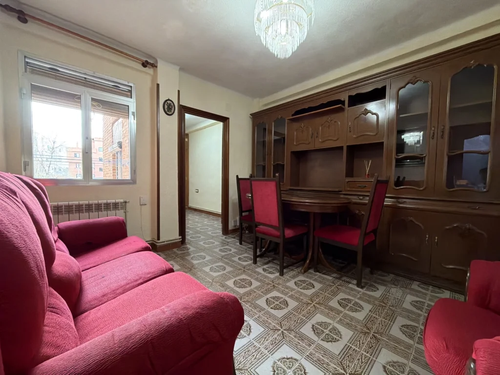 Sold three-bedroom flat in Ventas