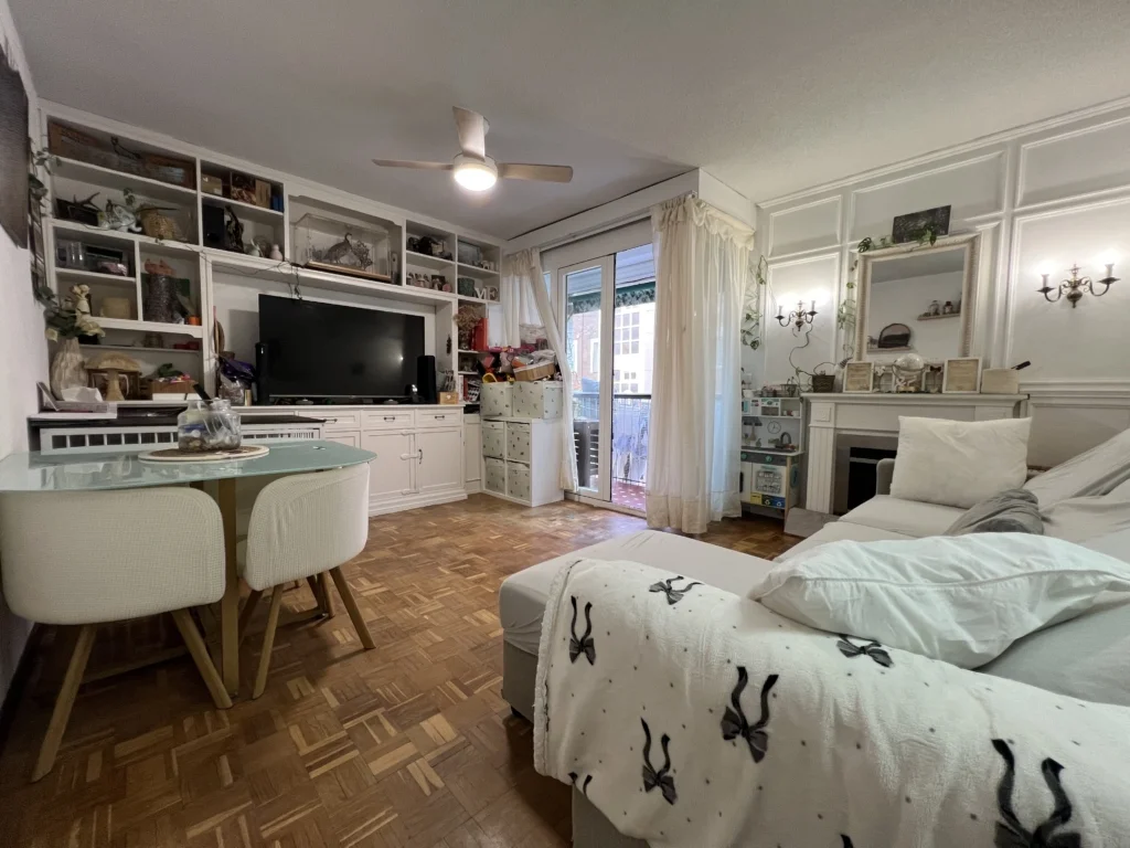 Exterior Valdezarza flat, 3 bedrooms