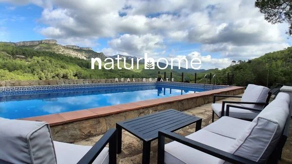 Chalet independiente con dos viviendas