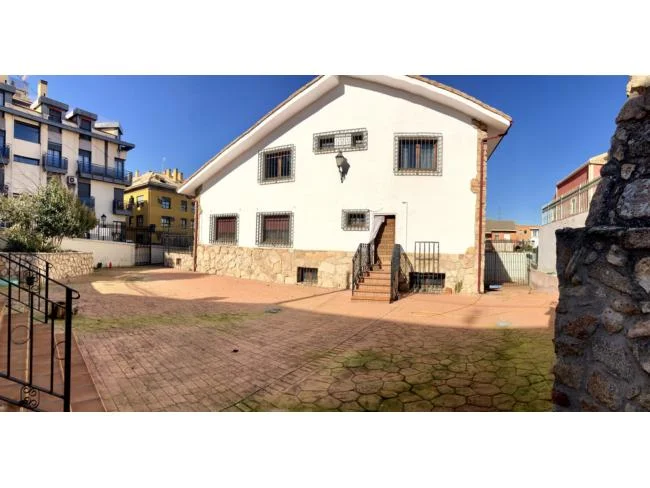 Chalet en Aranjuez, 465 m² y 4 dormitorios