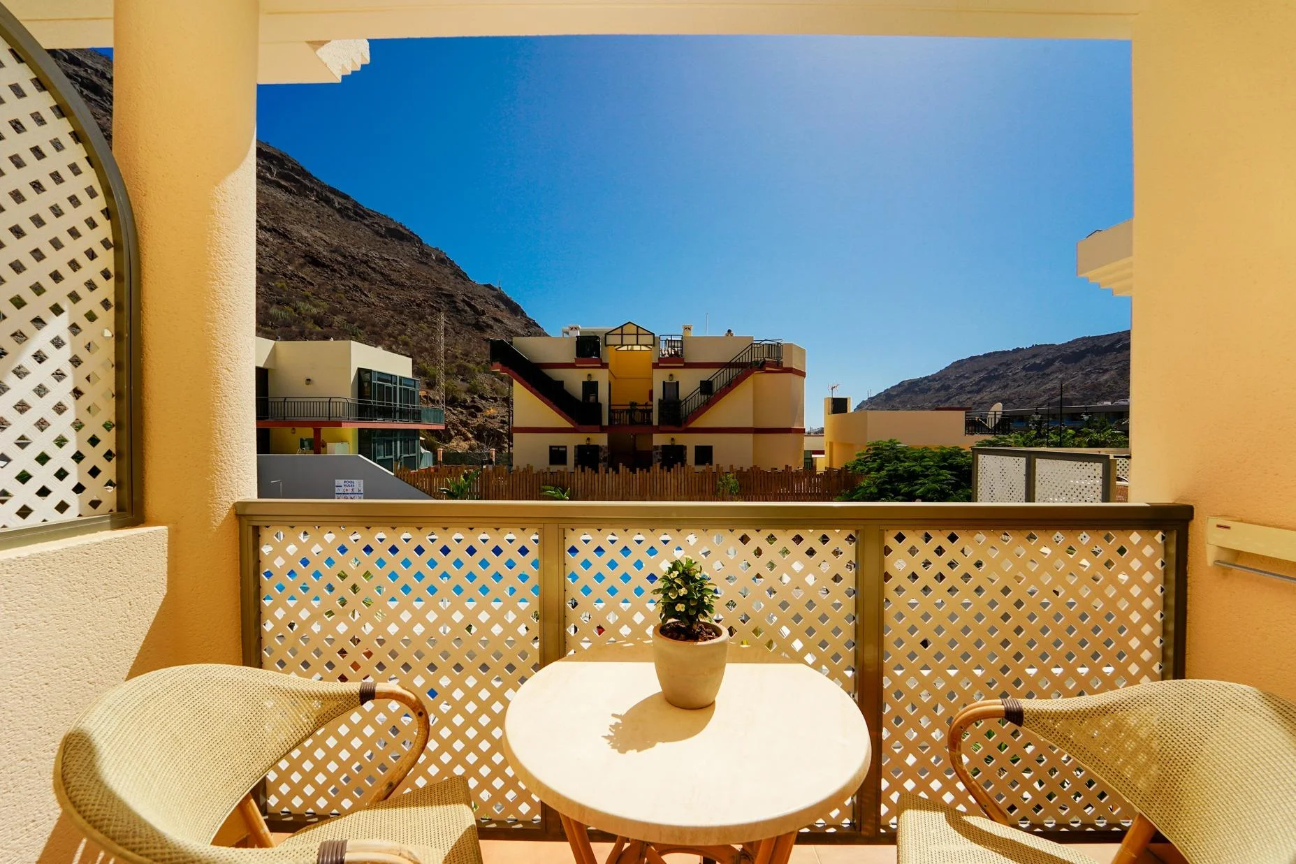 Apartamento costero en Mogán de dos dormitorios