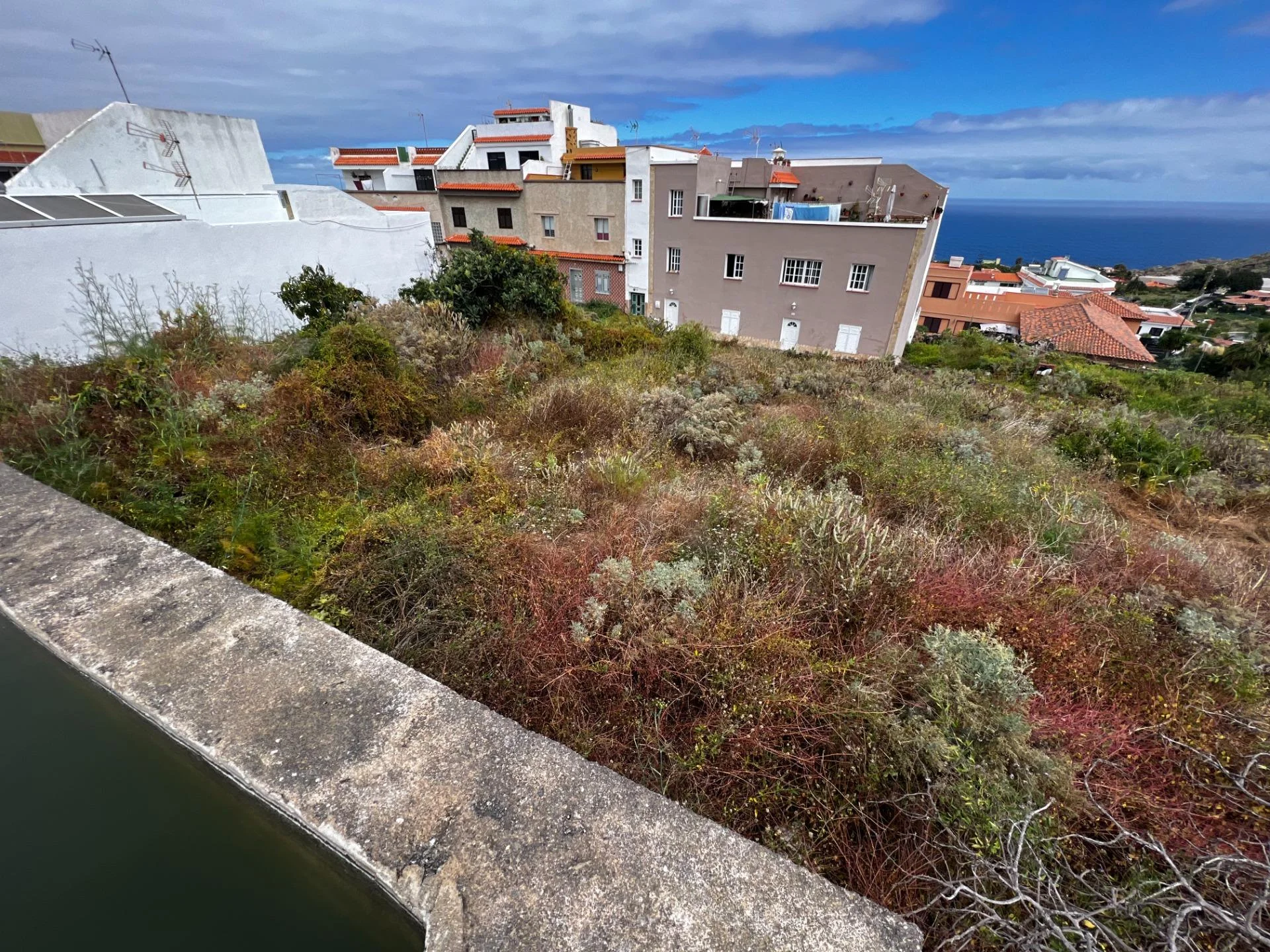 700 m² building plot near Icod