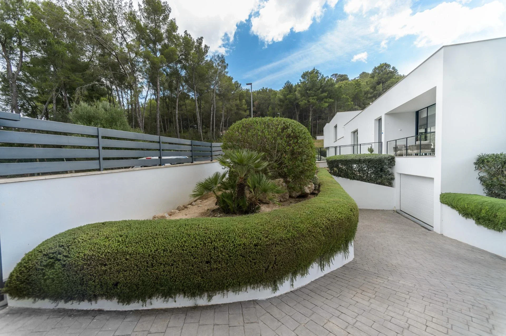Six-bedroom Son Vida property, 650 m²