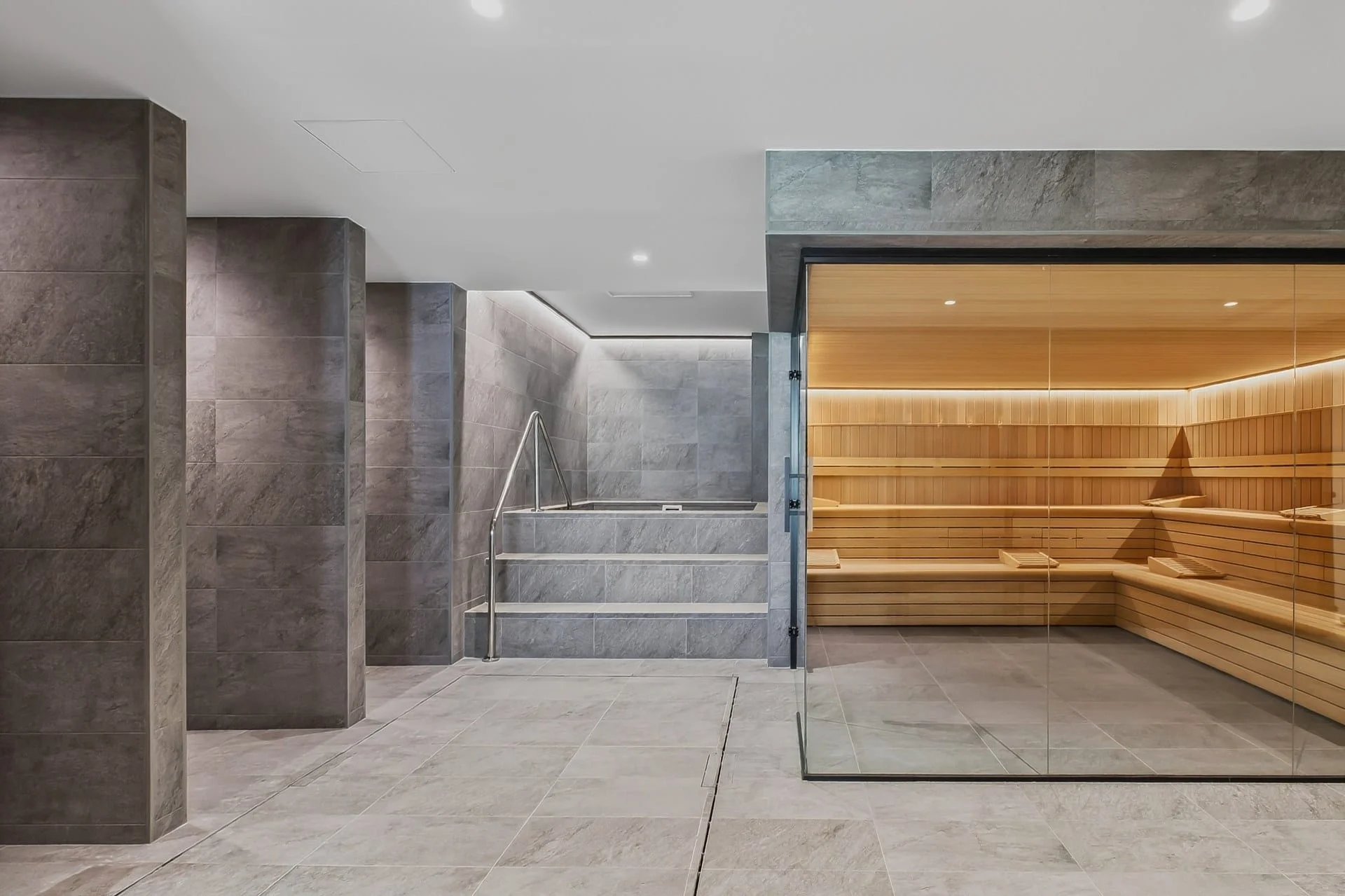 Central Andorra flat with terrace
