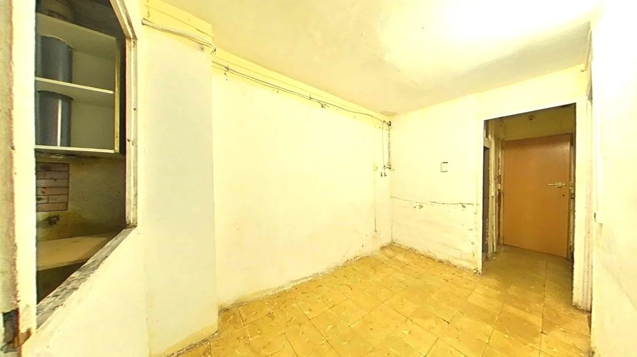 Piso para reformar en Berga, dos dormitorios