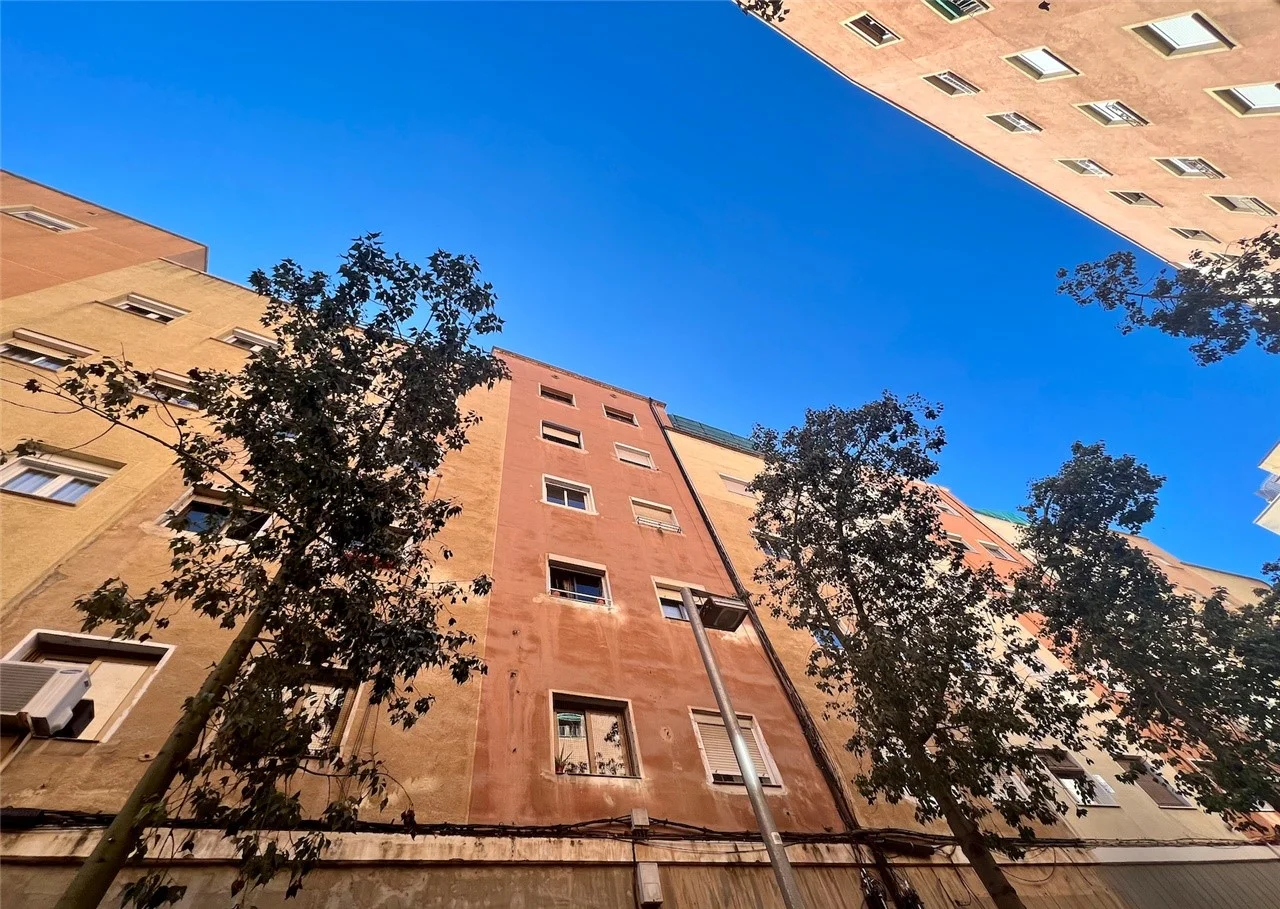 Piso barcelonés alquilado de 3 dormitorios