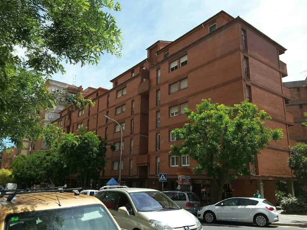 Plaza de garaje en Igualada, 25 m² cubiertos