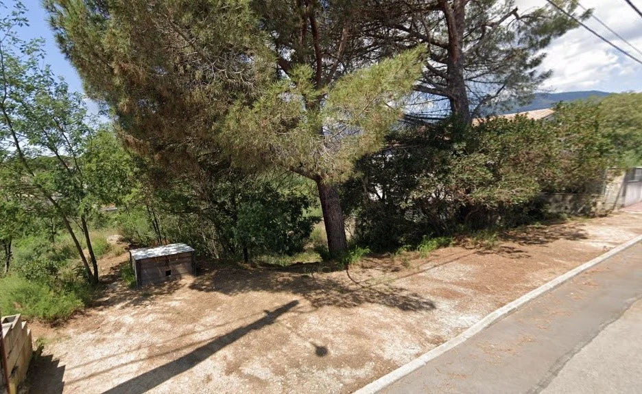 Solar urbano en Riells, 298 m² edificables estimados