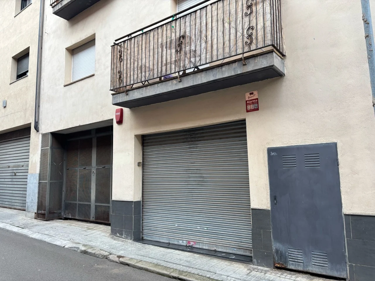 Plaza de parking accesible en Llinars