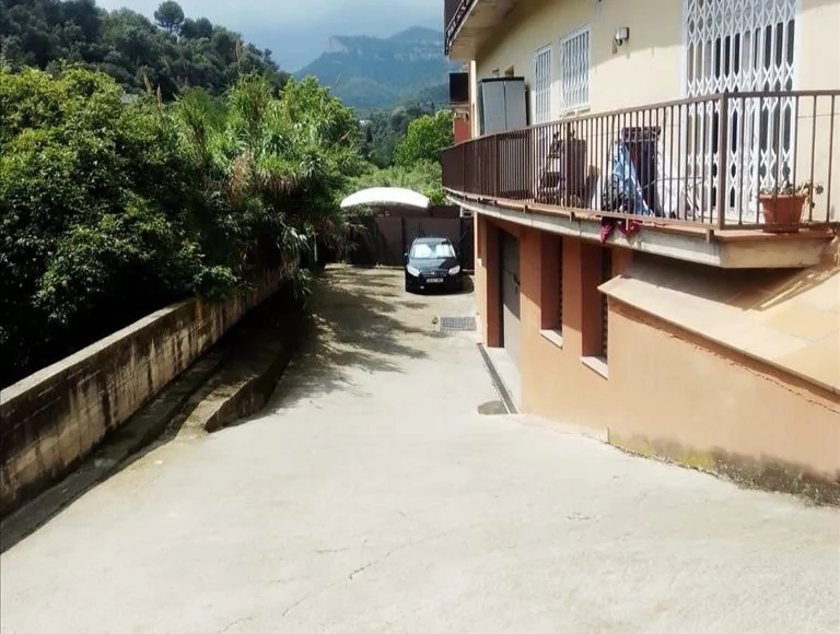 Plaza de parking de 13 m² en Sant Martí