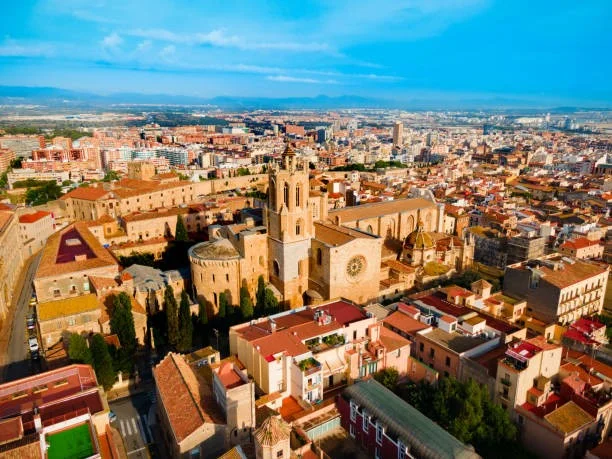 Piso alquilado en Tarragona, inversión de 3 habitaciones