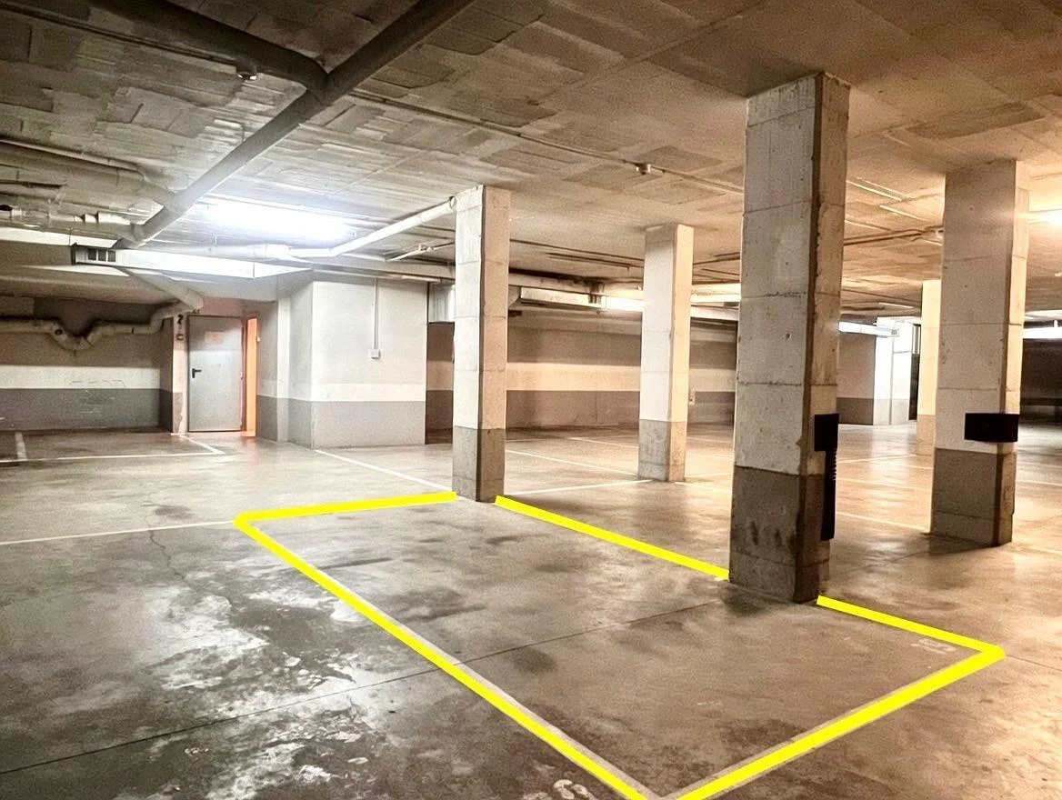 Plaza de parking de 10 m² en La Gripia
