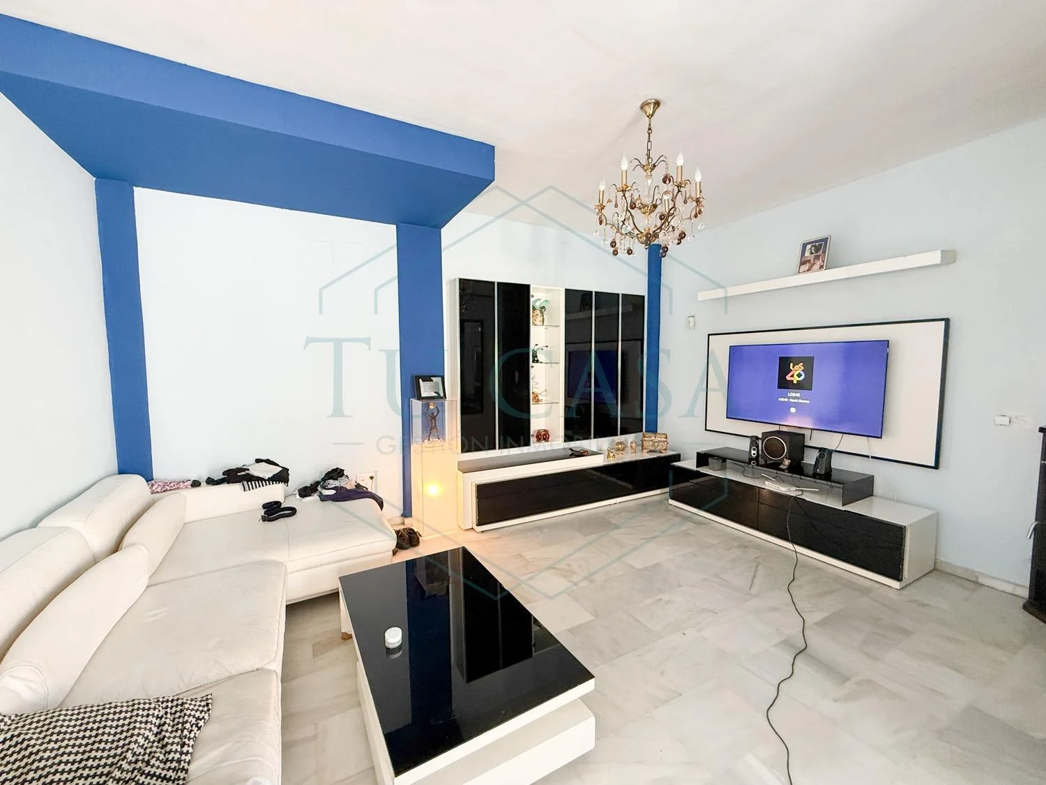 Casa en buen estado con piscina privada