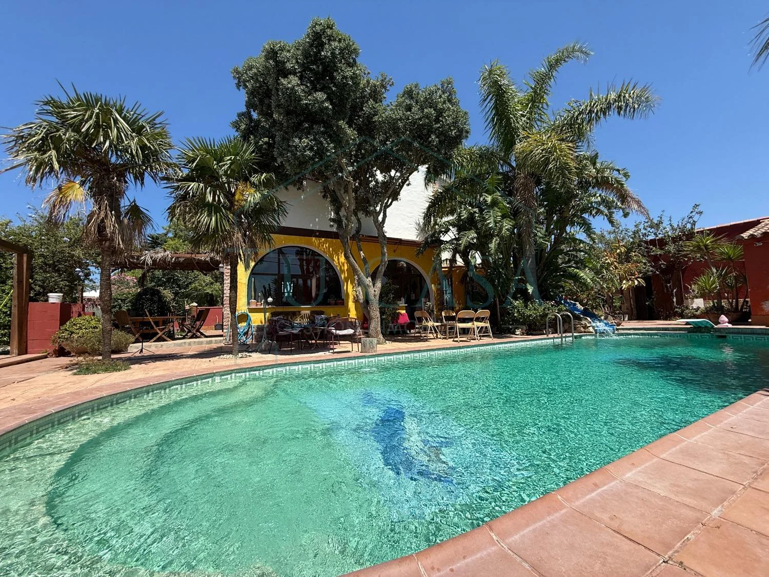 Casa grande en Marquesado, 8 dormitorios