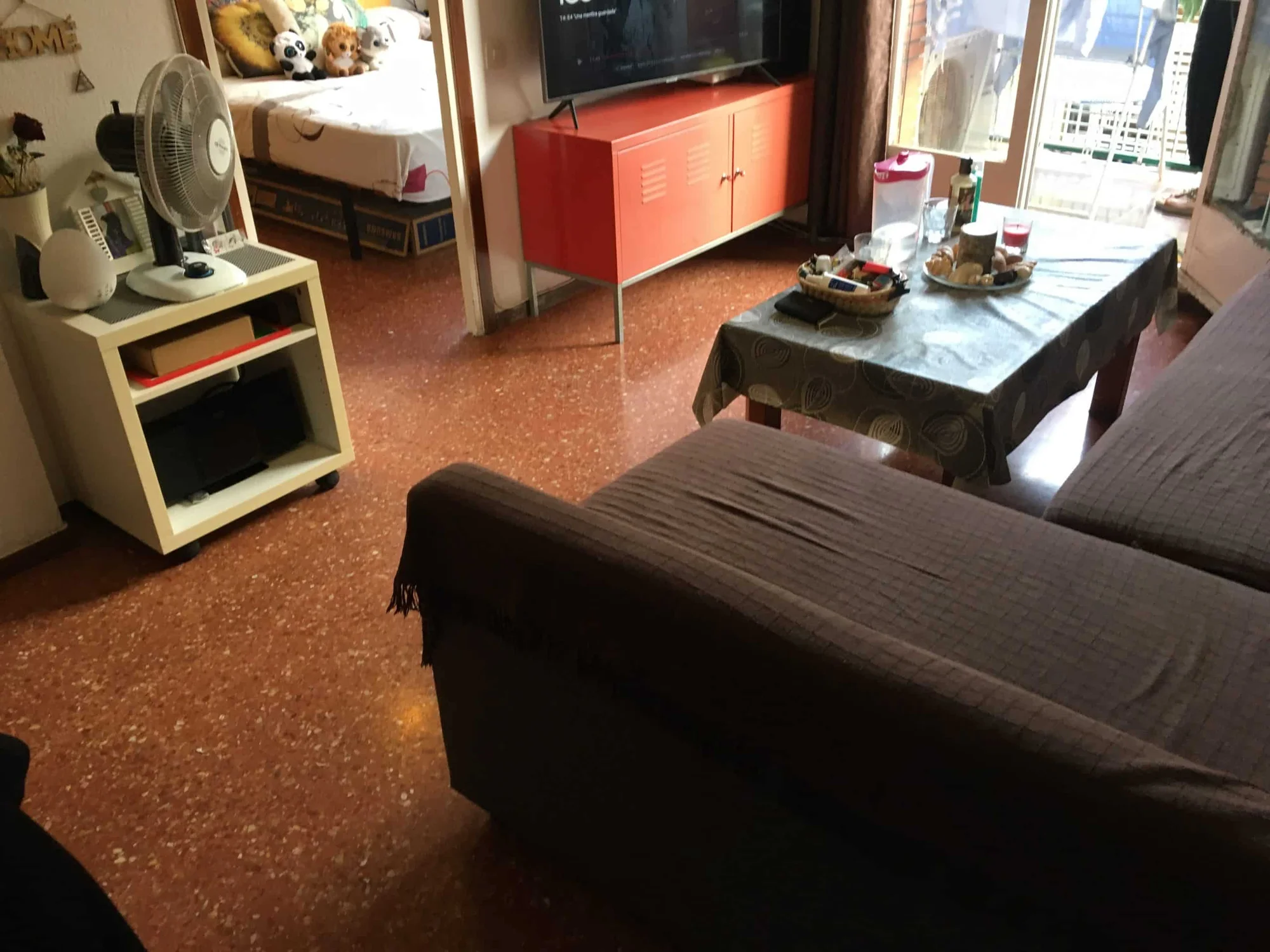 Piso luminoso en quinta planta en Sants, 1 dormitorio