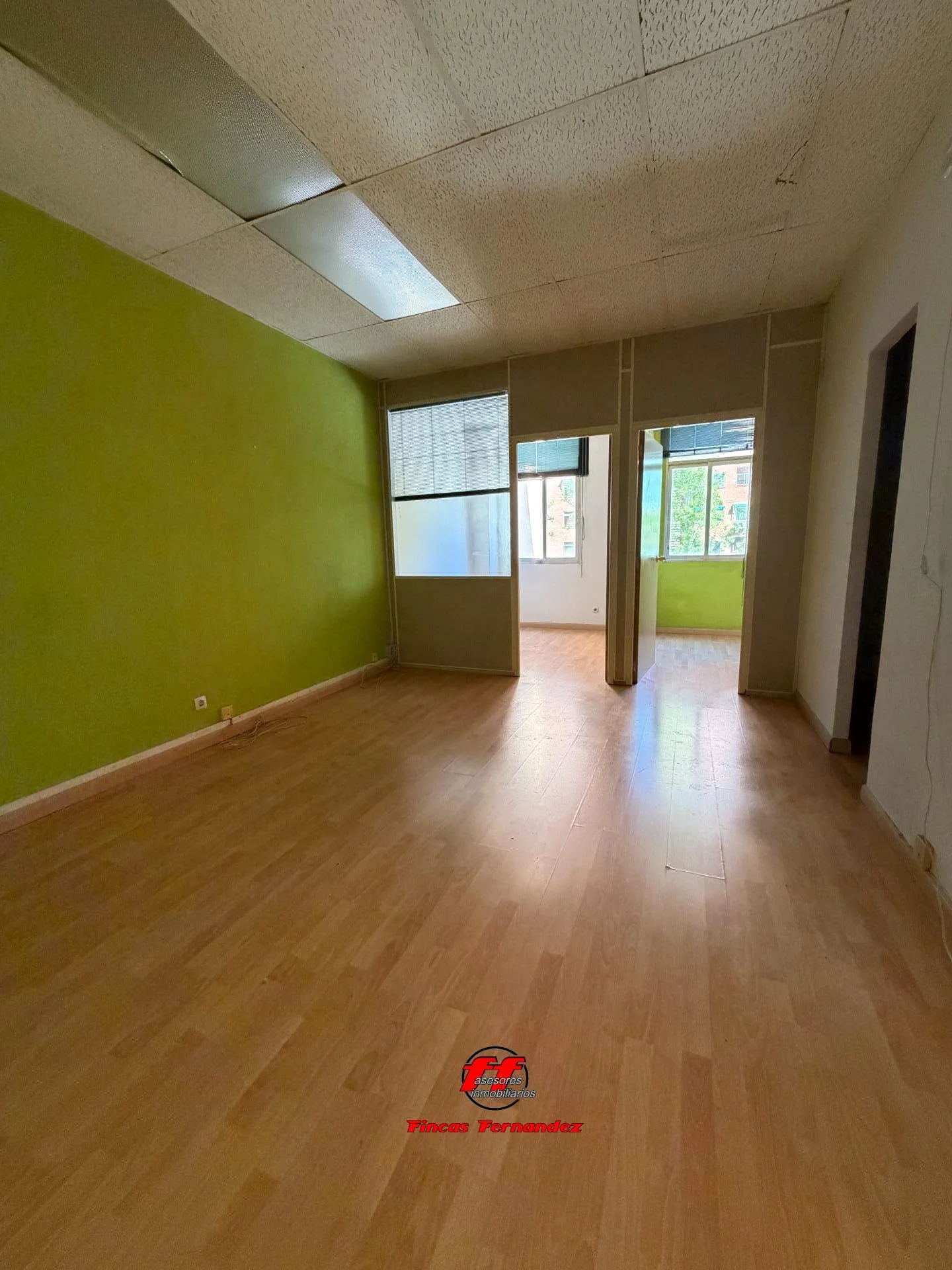 Local exterior en Pavones, 45 m²