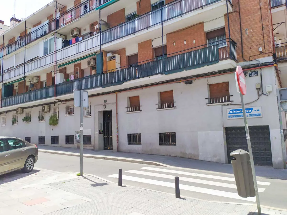 Renovation flat in Valdeacederas, 3 bedrooms