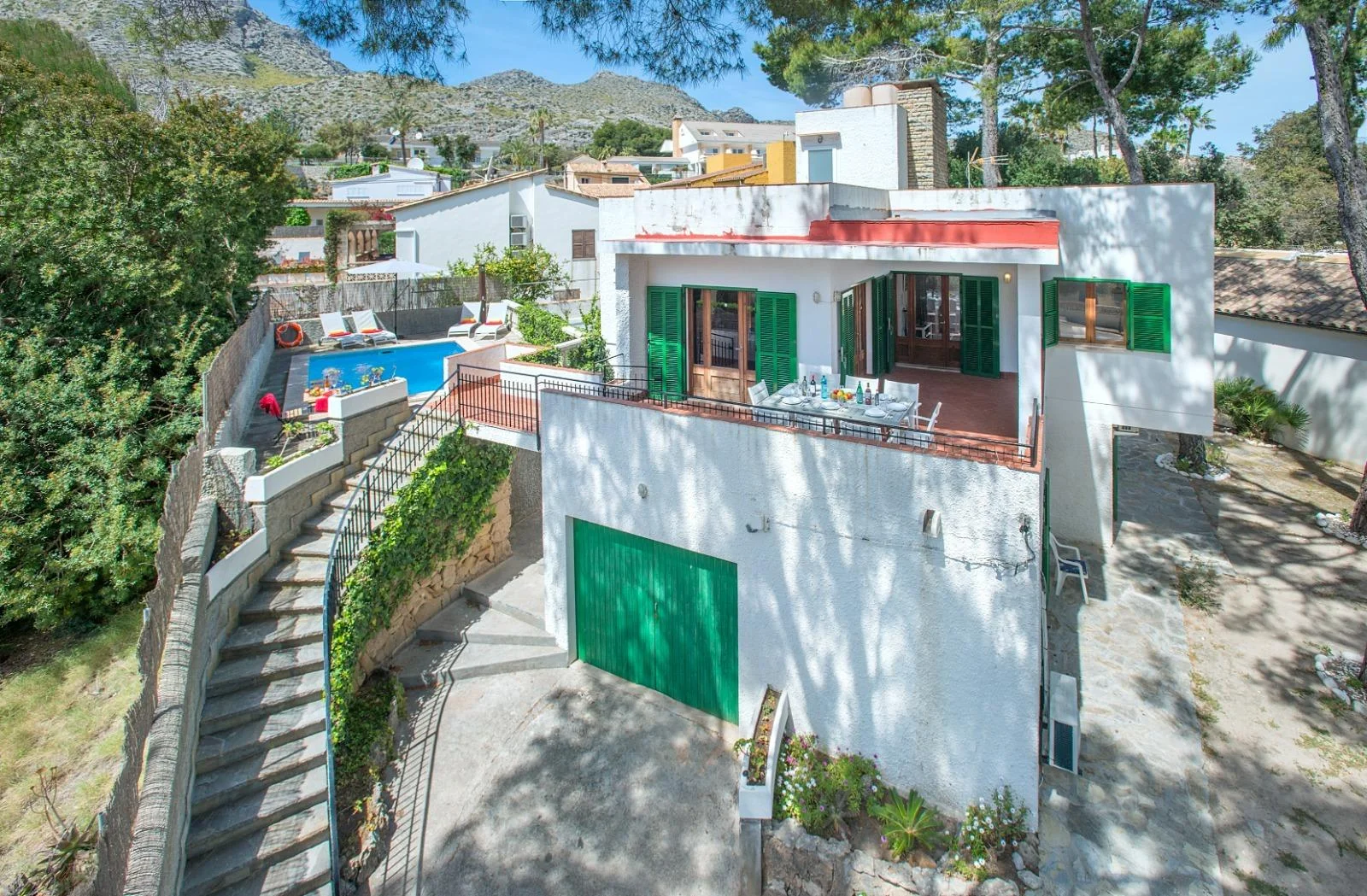 Tourist-licensed chalet with private pool