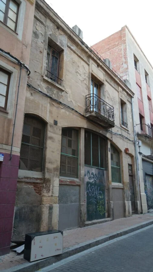 Casa céntrica con potencial de rehabilitación