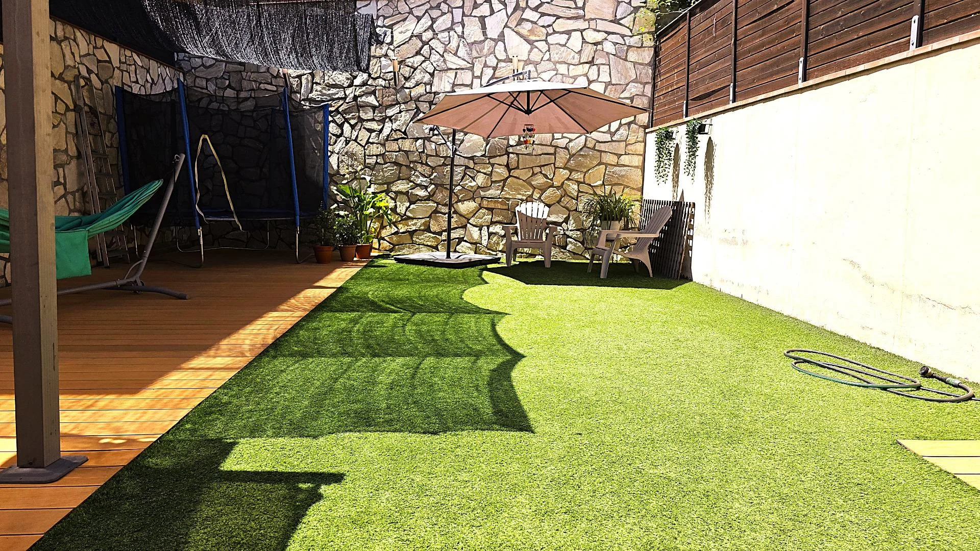 Casa reformada en Vallbona, cuatro habitaciones