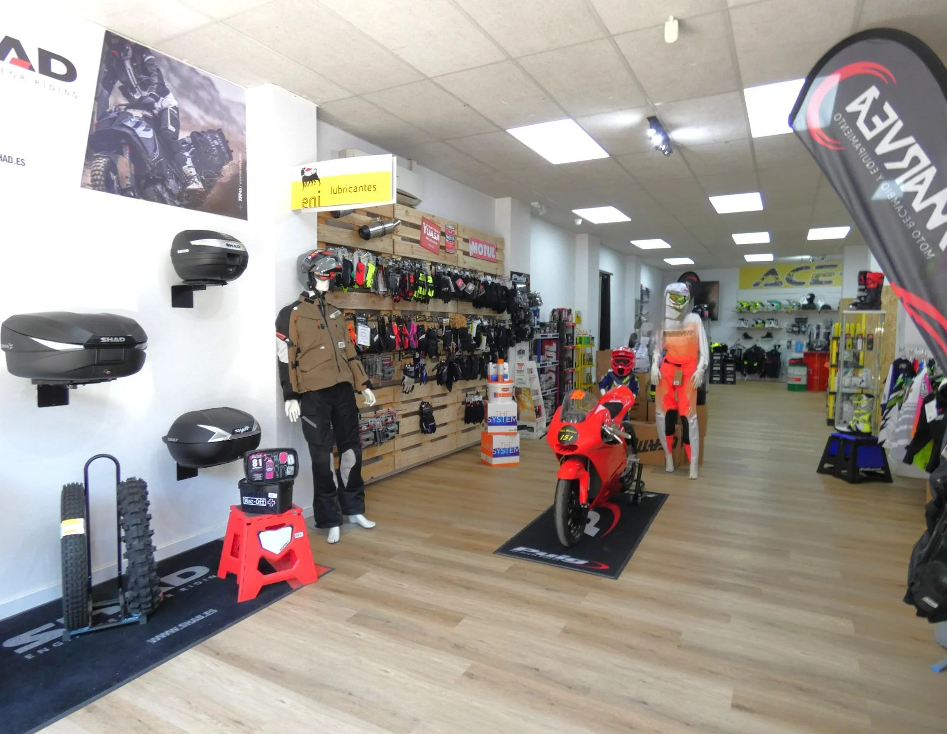 Local comercial reformado de 206 m²