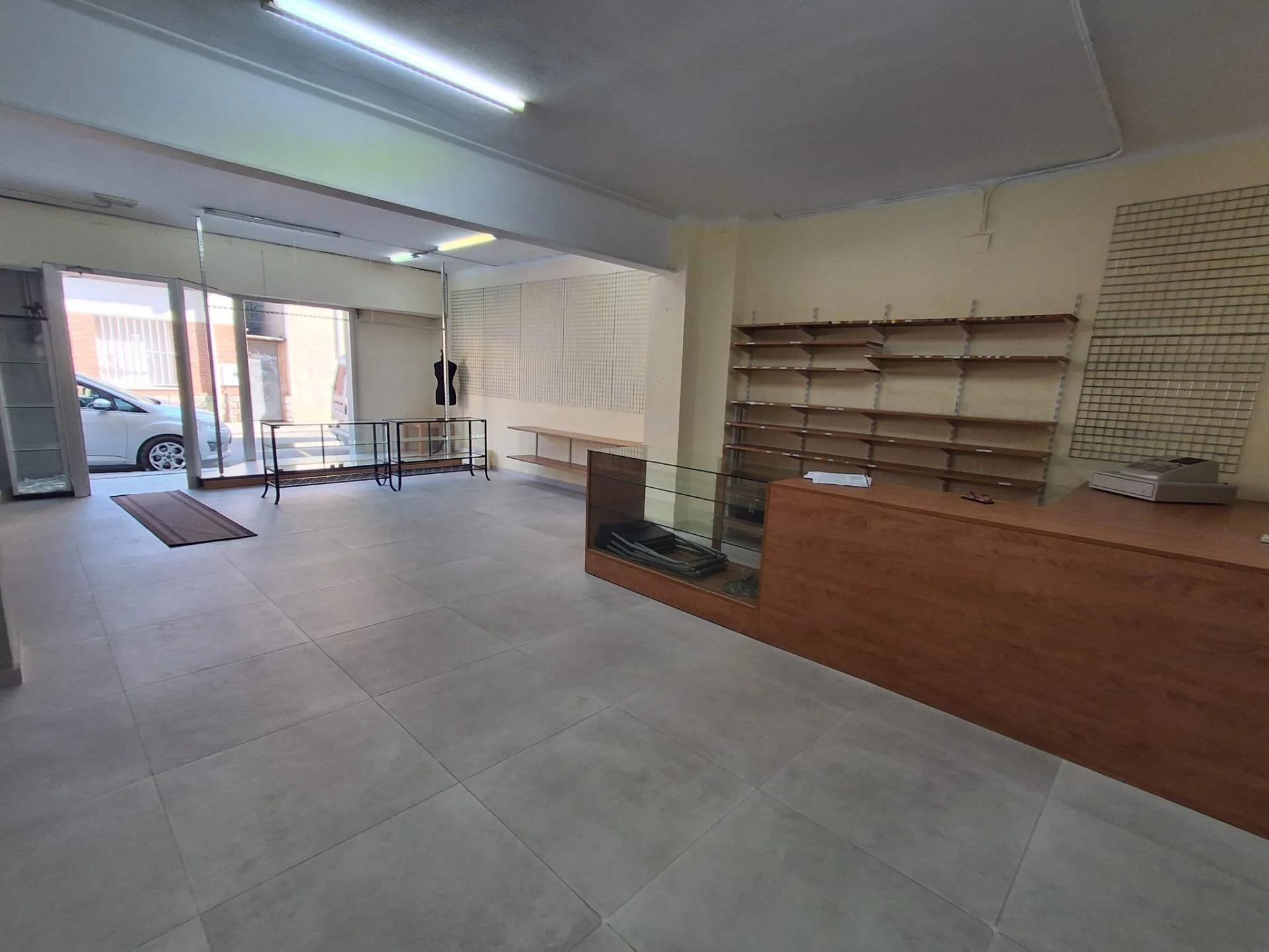 Local comercial a pie de calle, 118 m²