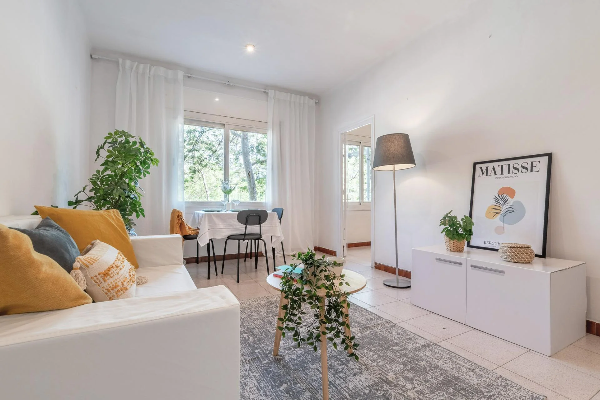 Oportunidad de reforma de cuatro habitaciones en Poblenou