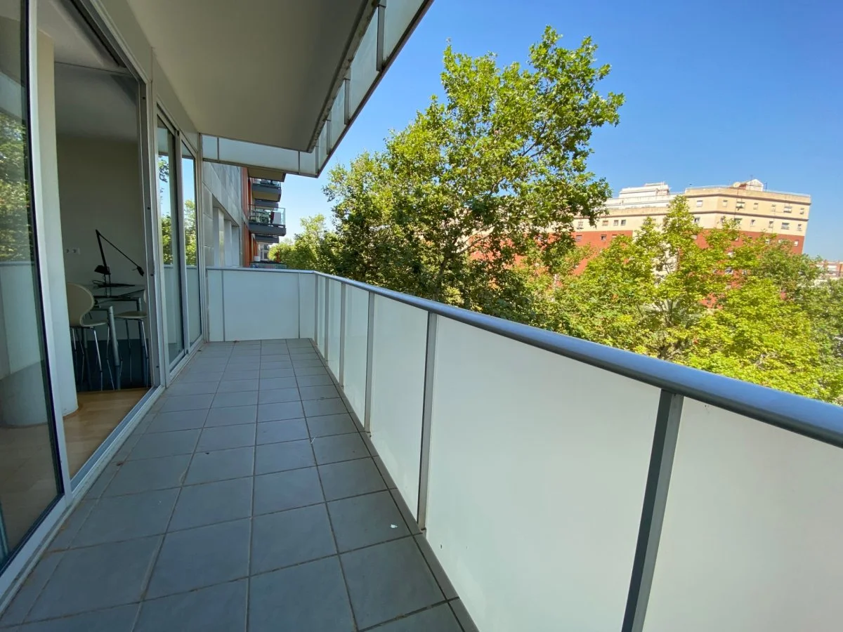 Piso nuevo en Poblenou con terraza