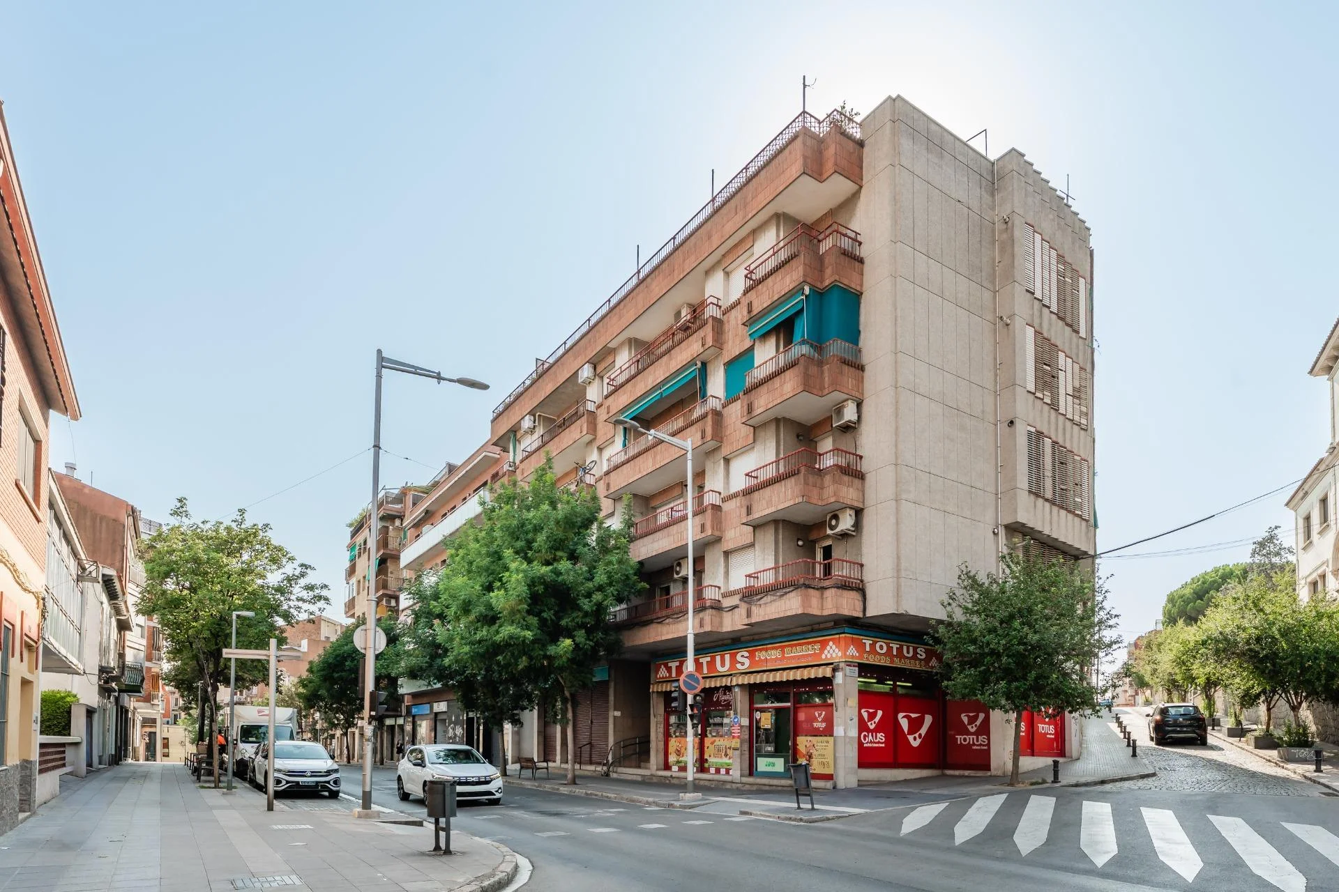 Piso céntrico en Mollet con tres habitaciones