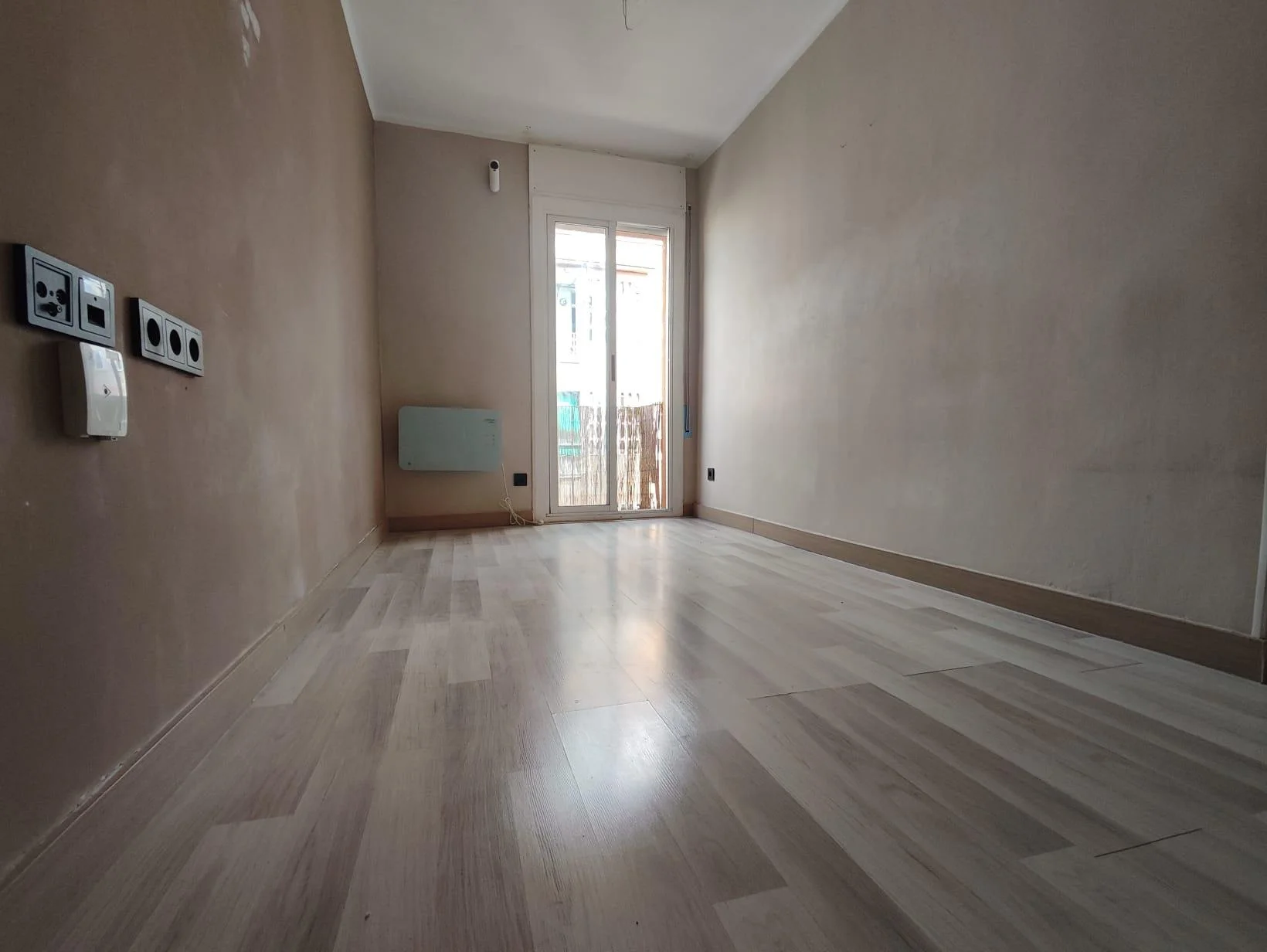 Piso reformado céntrico de 2 habitaciones