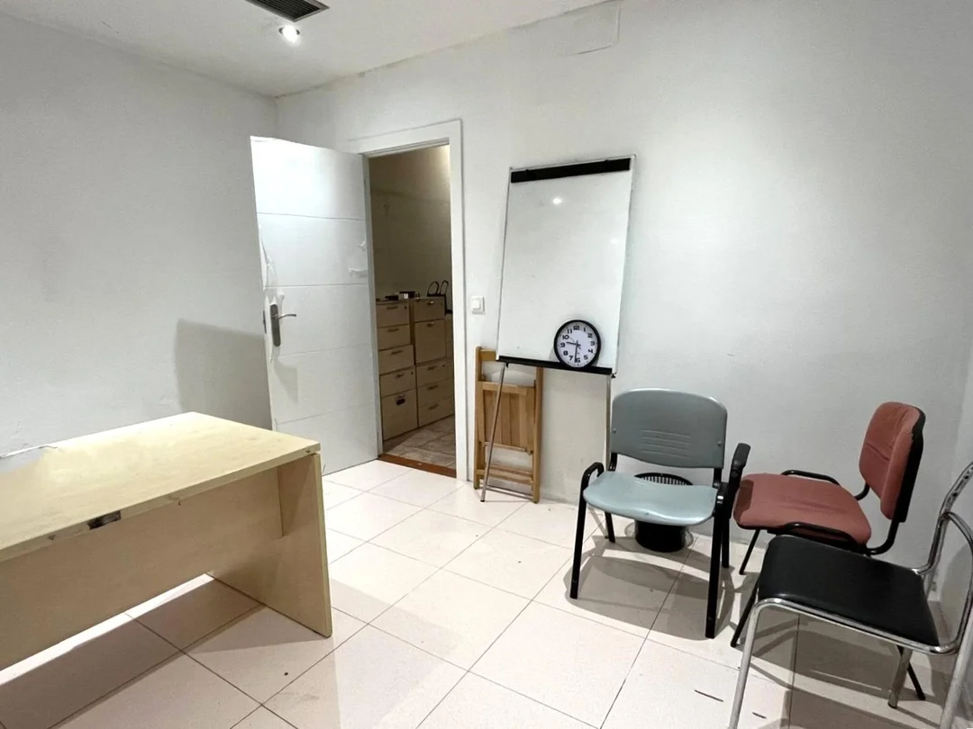 Local comercial céntrico de 130 m² en Pamplona