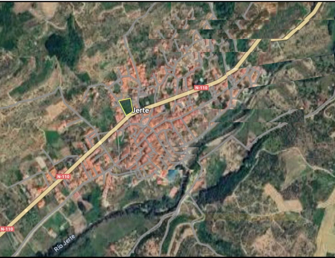 Urban land in Jerte, 2,466 m²