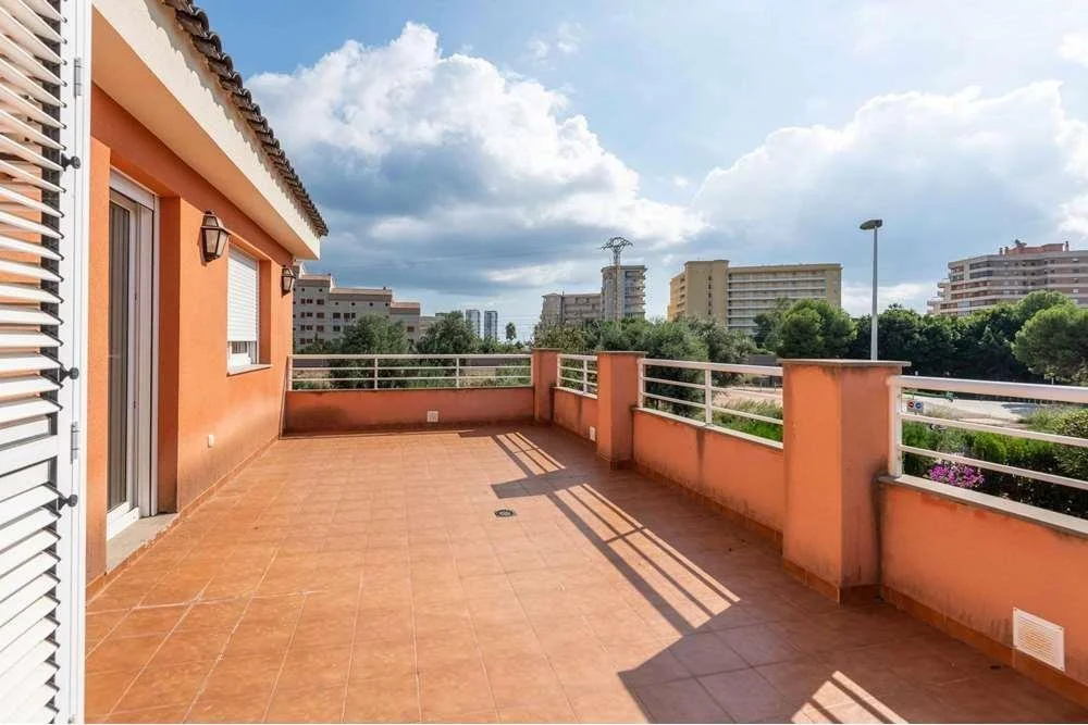 Exterior villa in Pueblo, four bedrooms
