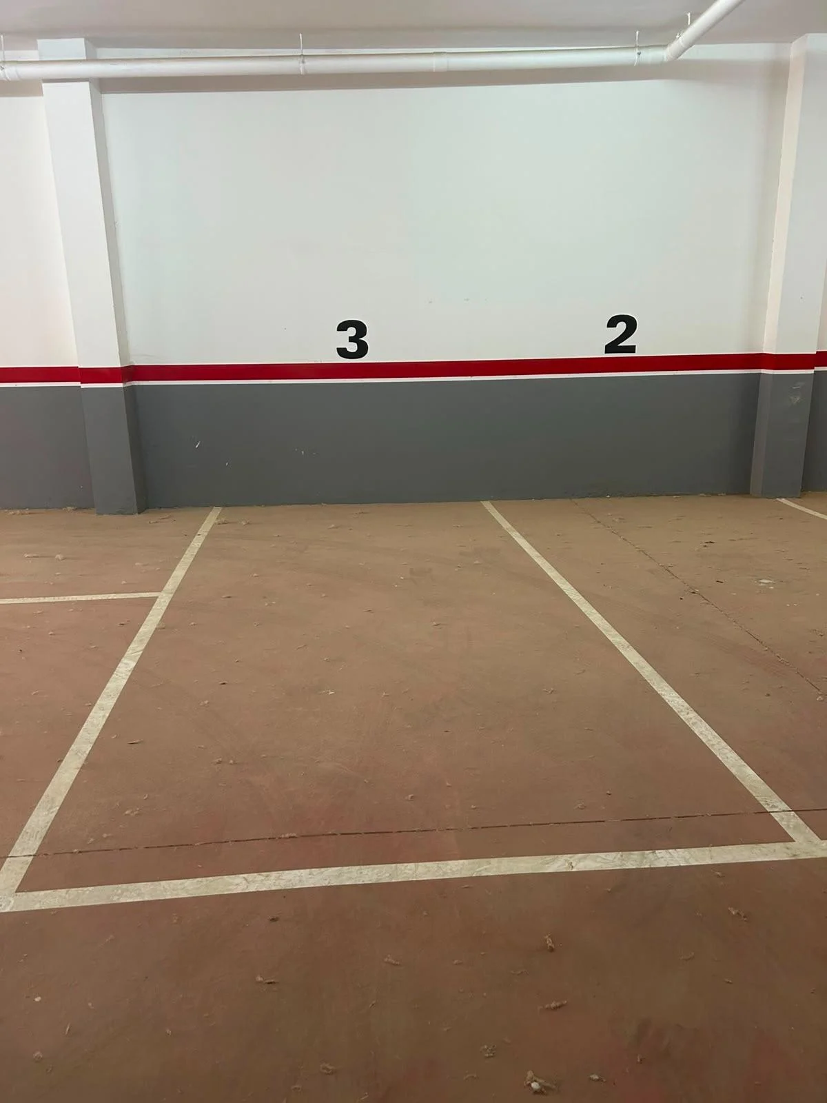 Plaza de parking nueva de 15 m²