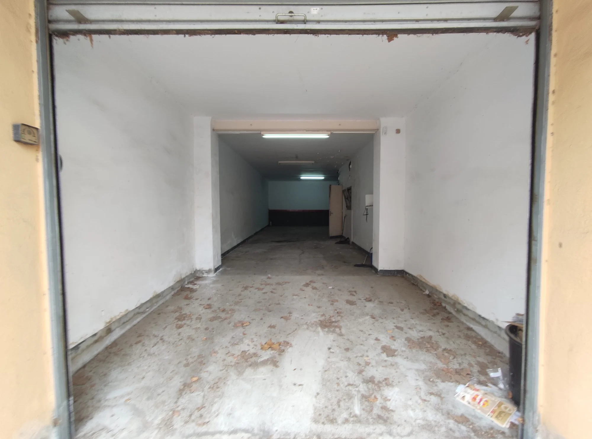 Garaje a pie de calle con plazas