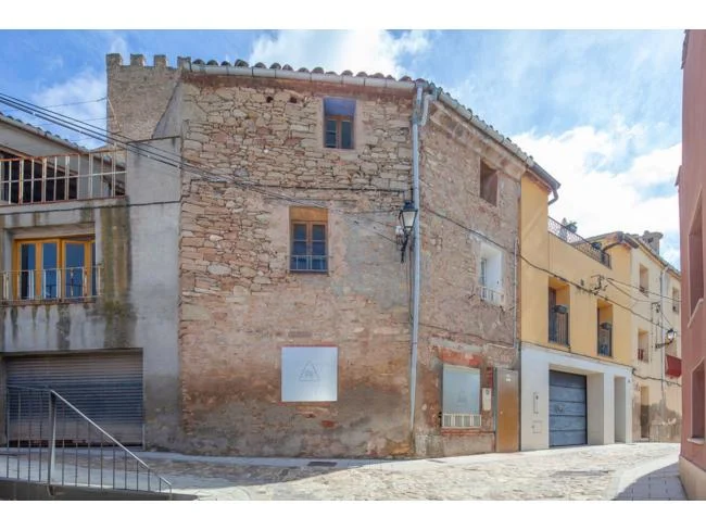 Gran casa de pueblo para reformar