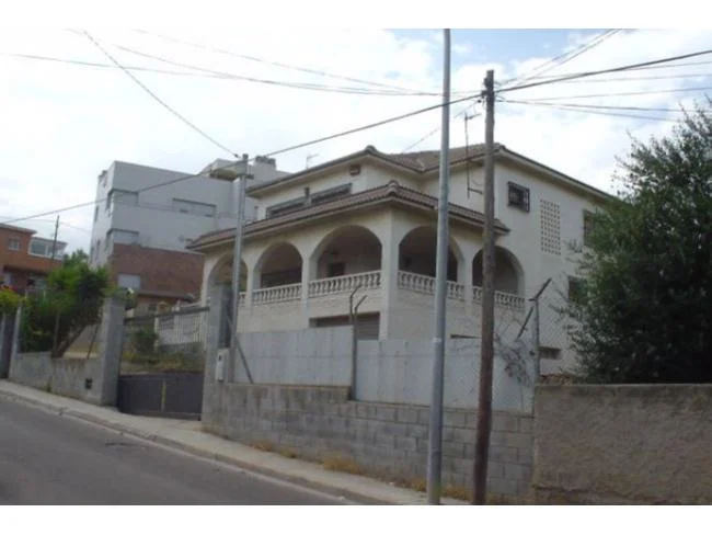 Occupied 335 m² chalet in Sant Vicenç