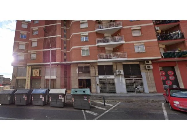 Local comercial en Cervelló, 213 m²
