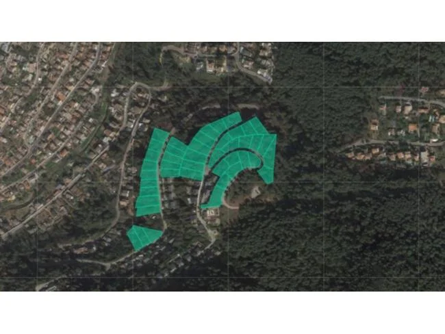Parcela urbana en Vallirana con potencial urbanístico