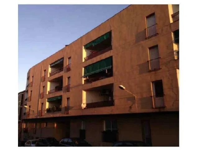 Piso para inversores en Esparreguera, 4 dormitorios