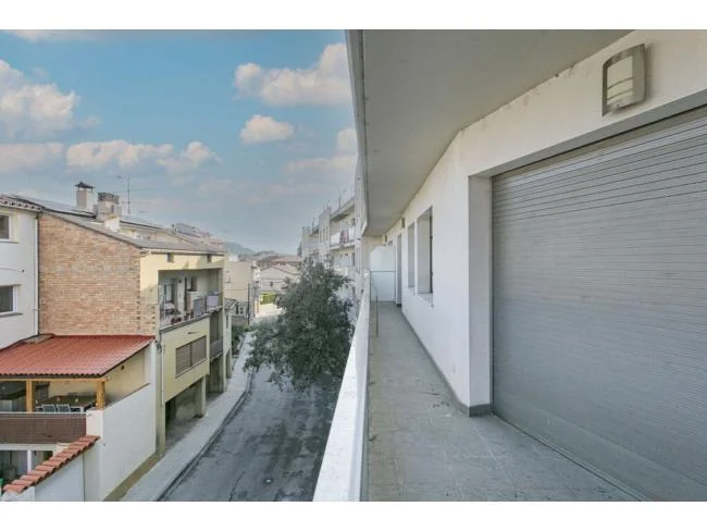 Piso de tres dormitorios en Navàs, 99 m²