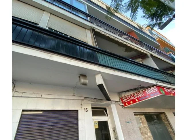 Piso céntrico de tres dormitorios