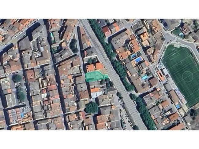 Urban development plot with 464 m² buildability